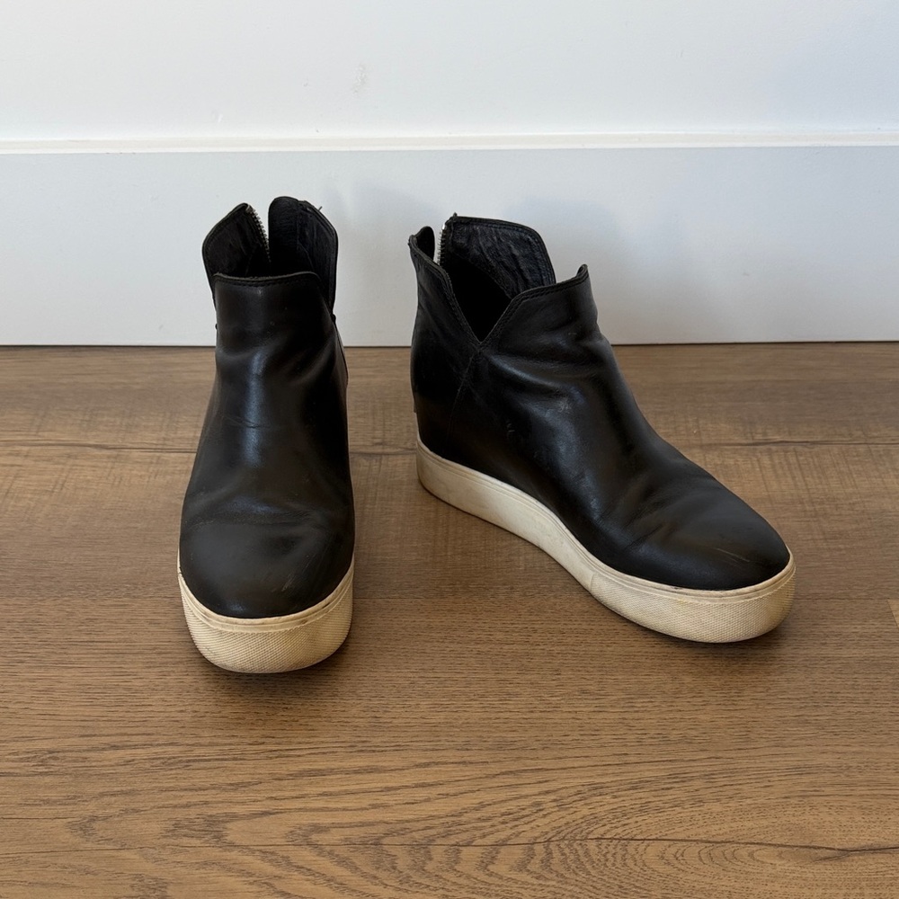 JSlides Platform Black Leather Ankle Booties with Zipper